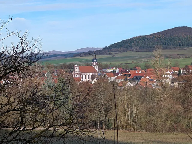Aussenansicht der Kirche in Schleid